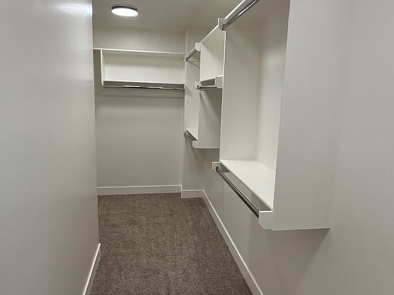 71 N 145 W — Photo 15