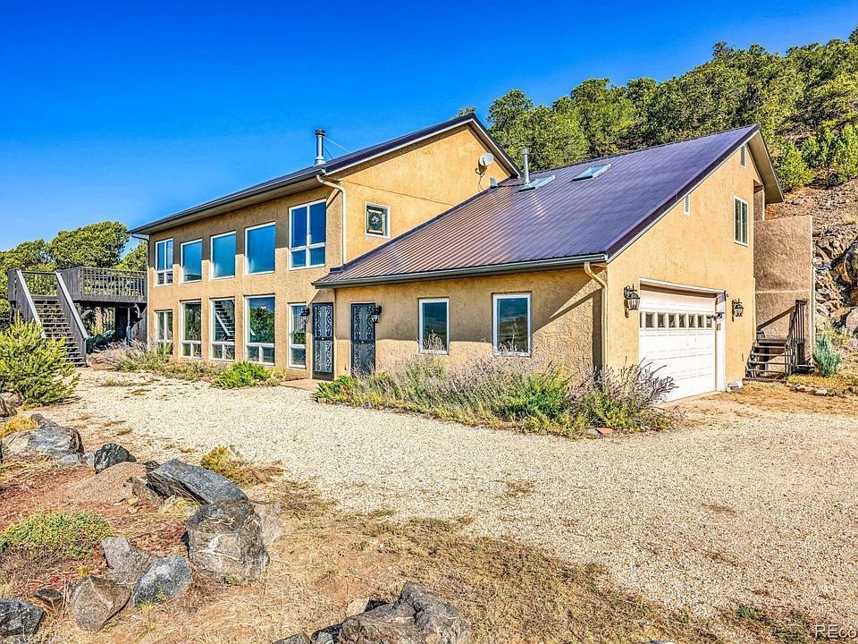 1st image of 425 Edie Lane