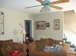 4th image of 8545 Black Walnut Ct