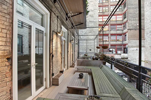 Sold by Corcoran | media 31