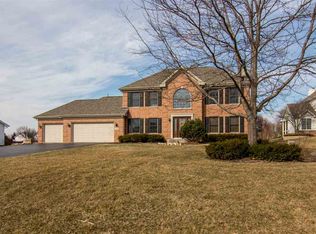 12764 Arboretum Dr, Belvidere, IL 61008