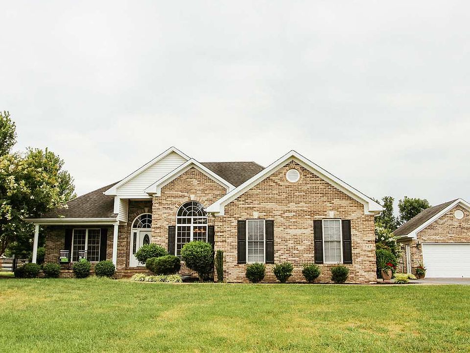 1st image of 747 Sawgrass Ct