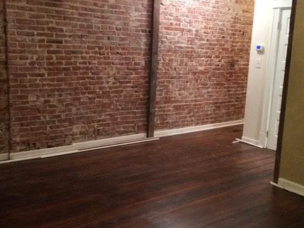 7049-7051 Winona Ave, Saint Louis, MO 63109