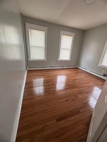141 County Street 2 Photo 1