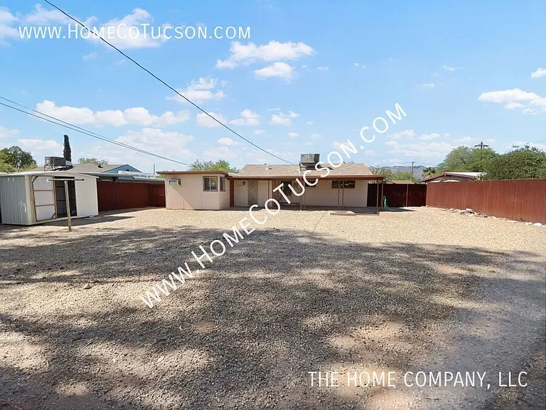 5452 E Linden St — Photo 30