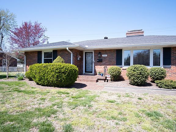 2nd image of 2105 Griffith Ave