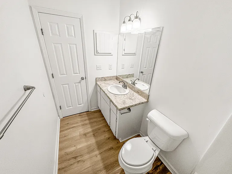 105 Browning Ln — Photo 17