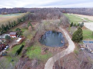 1134 Ridge Rd, Hinckley, OH 44233