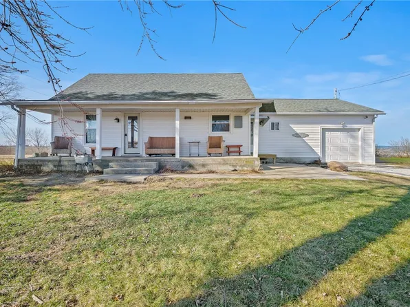 21002 500th St, Chariton, IA 50049