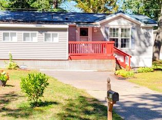 308 Friar Tuck Dr, Exeter, NH 03833