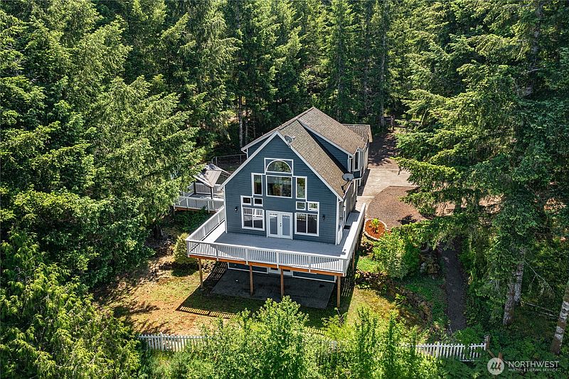 2nd image of 110 E Glacier Crest Road