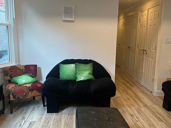 Level 2
Living area