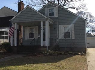 94 E Dover St, Valley Stream, NY 11580