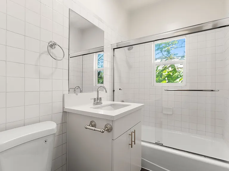 (El/Ga/Em:B) 414 N. Maple Drive — Photo 13
