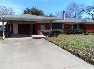1216 Columbia Dr, Longview, TX 75601