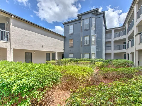 13210 Arbor Isle Dr Unit 207, Temple Terrace, FL 33637