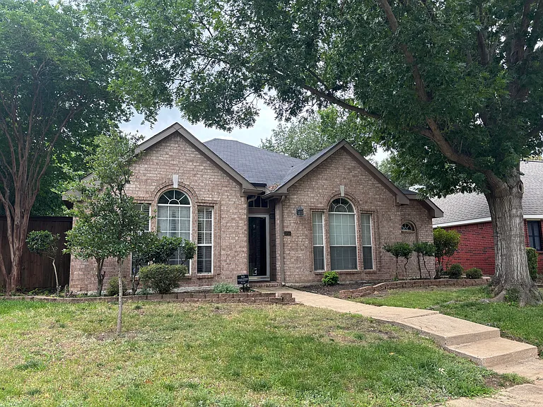 3705 Cottonwood Springs Dr — Photo 1