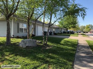 1009 Boulder Ct, Fulton, MO 65251