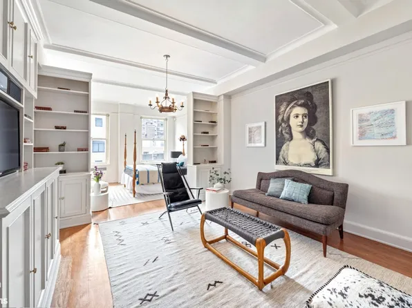 1120 Park Avenue image 6 of 11