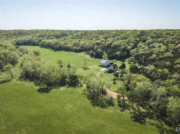 2288 Highway Y, Belle, MO 65013