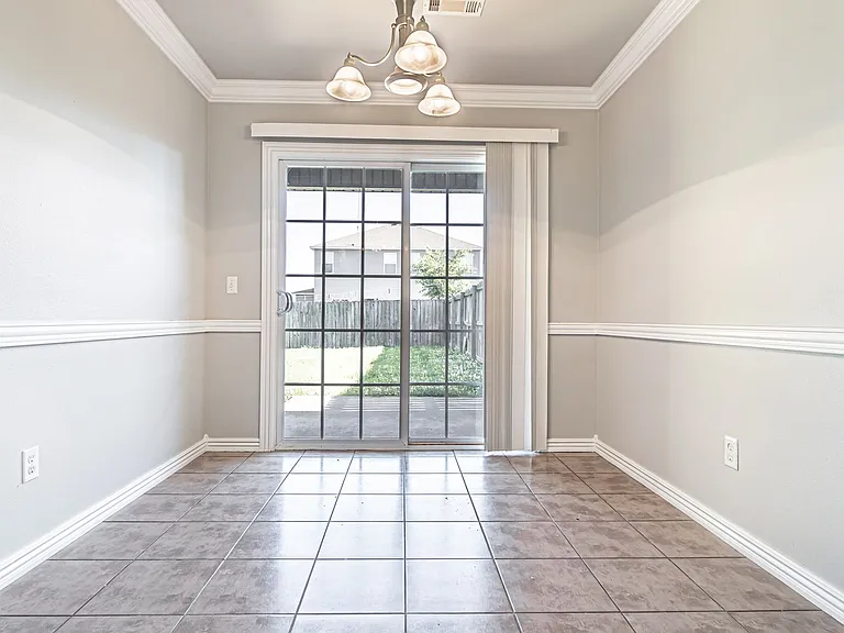 Jones - 261-263 Copper Oaks Dr — Photo 4
