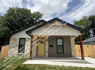 908 S 10th St, Temple, TX 76504