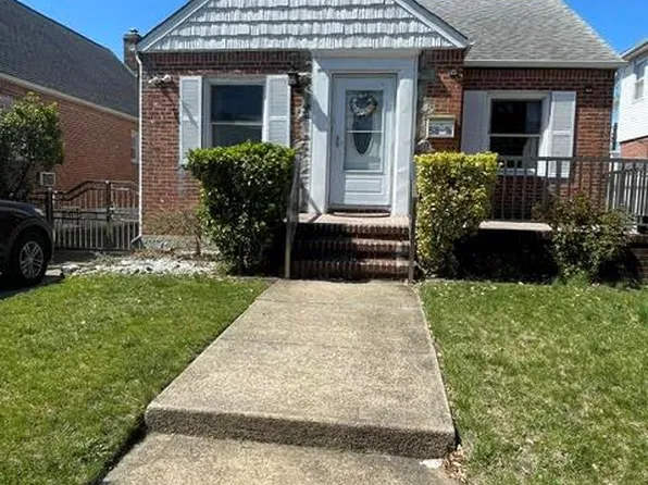 5816 198th Street, Fresh Meadows, NY 11365