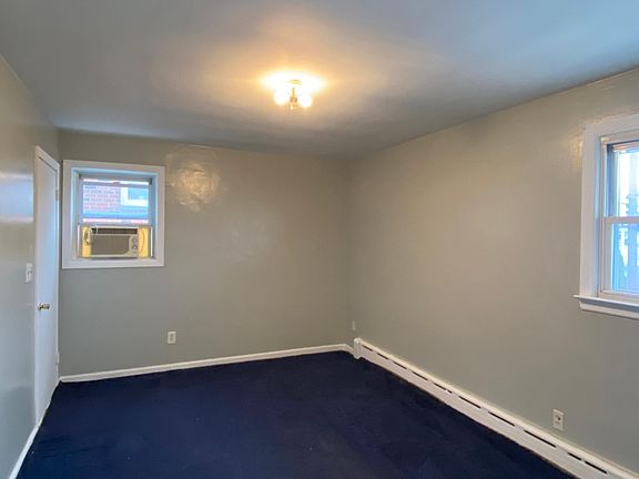 3rd image of 119 Woodland Ave Floor 1