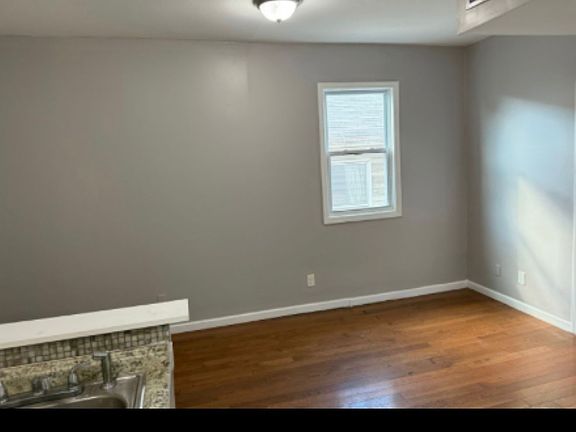 4th image of 311 Bond St #6A