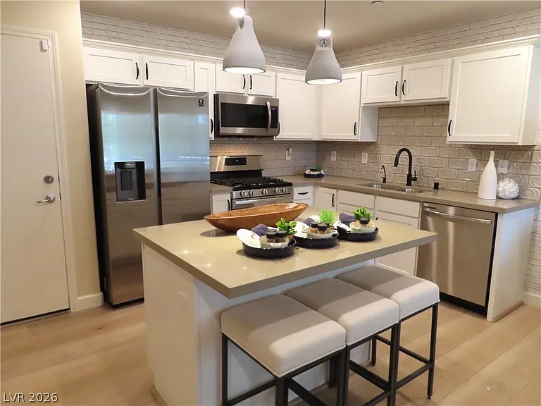 651 Pickled Pepper Pl — Photo 5
