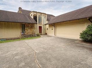 832 Lower Chester Rd, Charleston, WV 25302