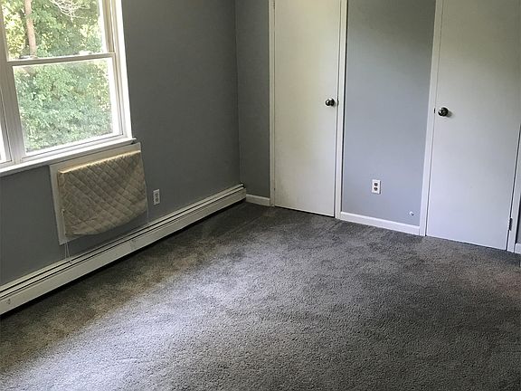 4th image of 1F Hemlock Dr APT 170
