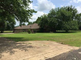 2435 County Road 3317, Omaha, TX 75571