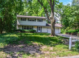 5433 Greening Ln, Madison, WI 53705