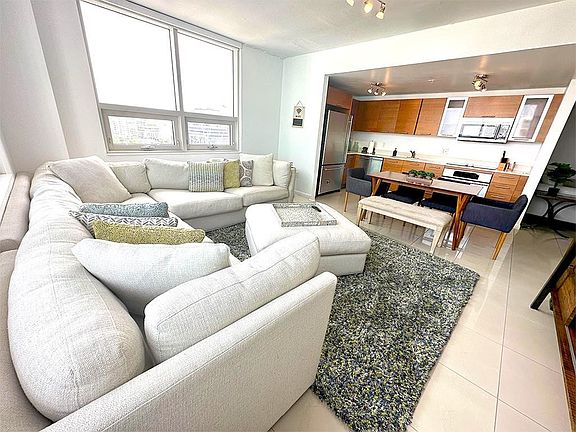 5th image of 3250 NE 1st Avenue #1116