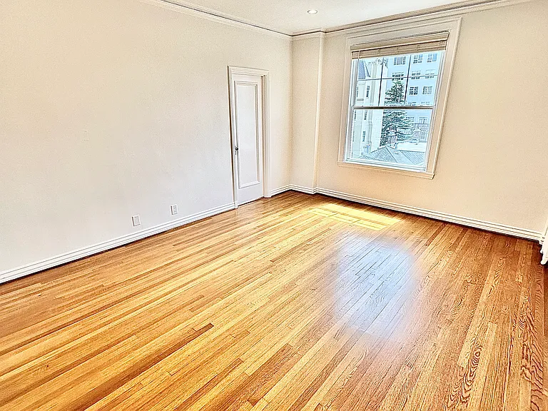 2140 Pacific Avenue Apartments — Photo 16