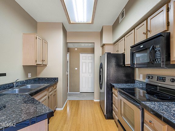 4th image of 7050 E Sunrise Dr Unit 1106