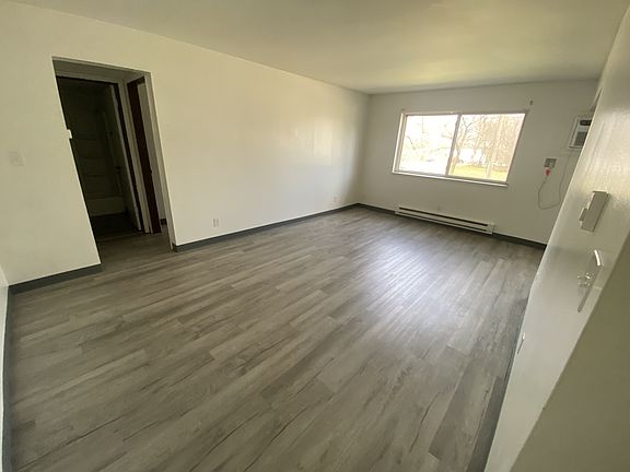 2nd image of 744 Michigan Ave E #6
