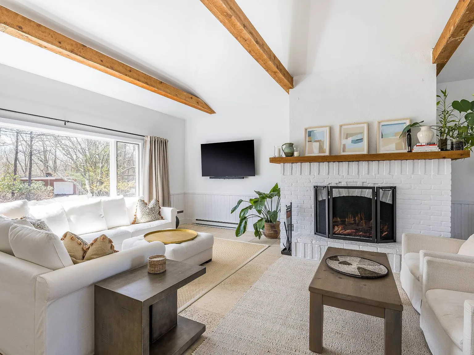 Sag Harbor Village Beach Cottage — Photo 2