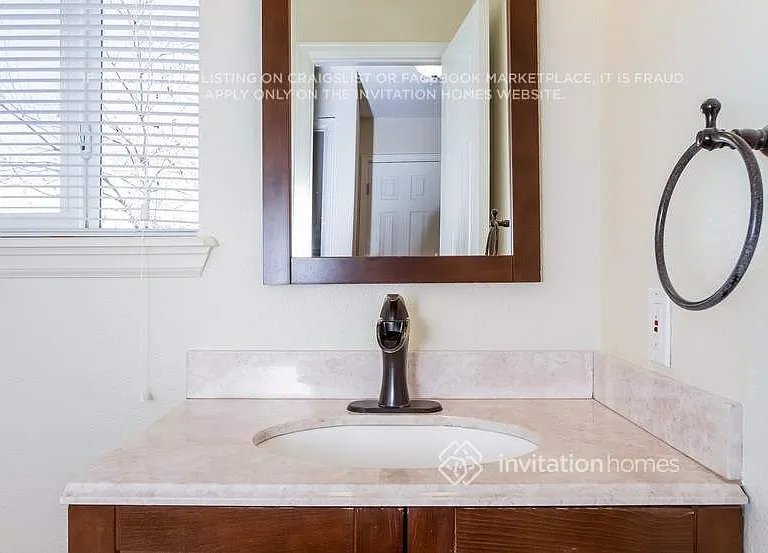 524 Fox Run Cir — Photo 22