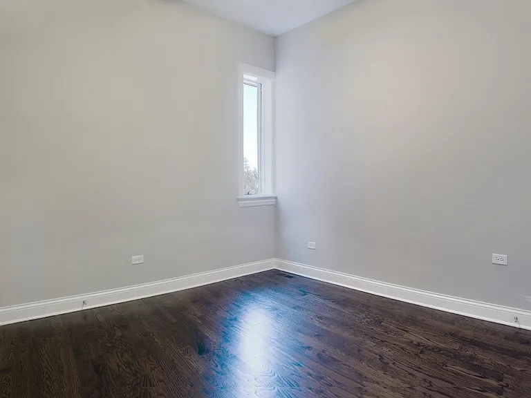 4113 N Western Ave #3 — Photo 8