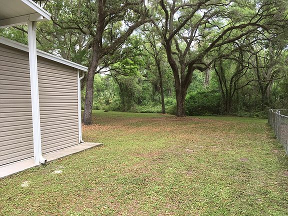 5th image of 9106 Wood Terrace Dr