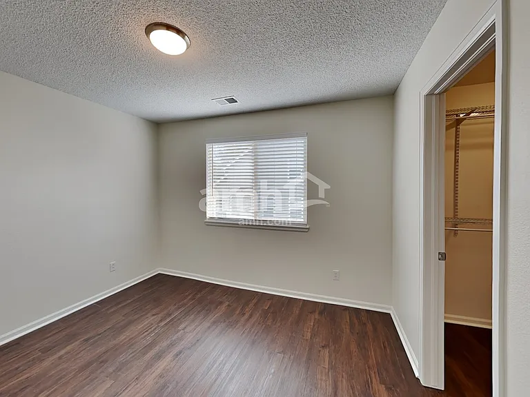 19506 E Bellisario Creek Dr — Photo 20