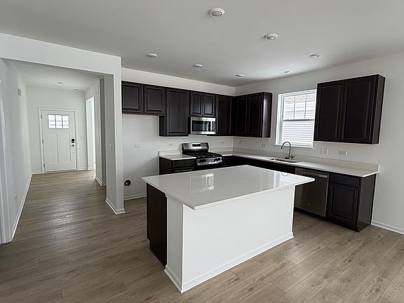 4th image of 12240 Barcroft Cir #12240