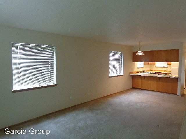1st image of 2222 SE 44th Ave #2997658