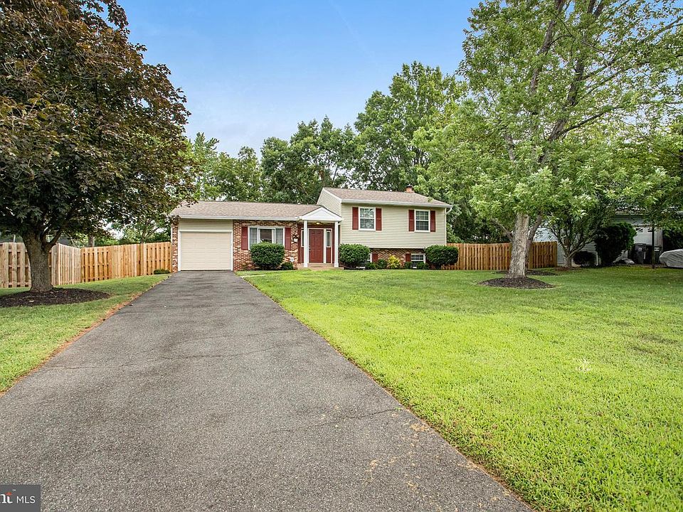 1st image of 9253 Bayberry Ave
