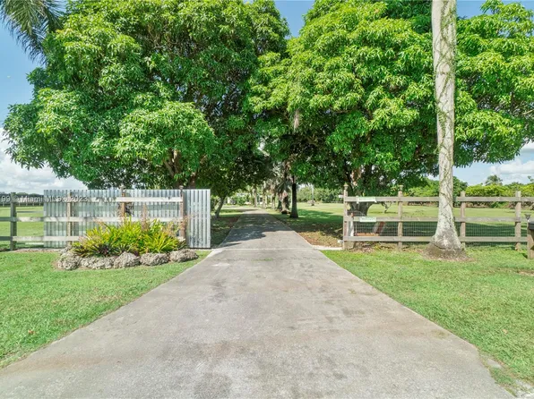 25950 SW 187th Ave, Homestead, FL 33031