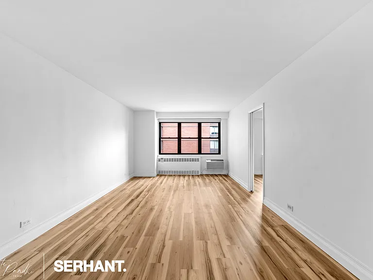 301 E 63rd St #14A — Photo 5