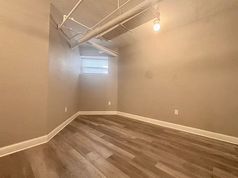 1444 N Humboldt Ave — Photo 8
