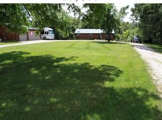 1849 Duncan Rd, Roodhouse, IL 62082